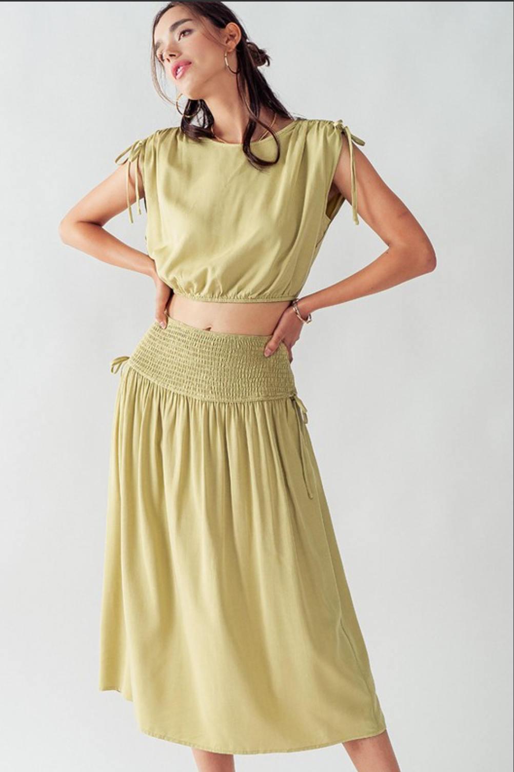 Spring Greens Linen Blend Ruched Shoulder Top